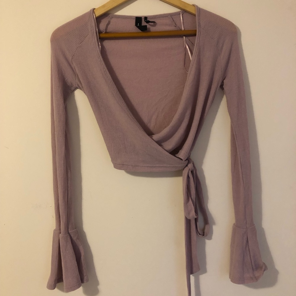 OUT FROM UNDER BELL SLEEVE TOP